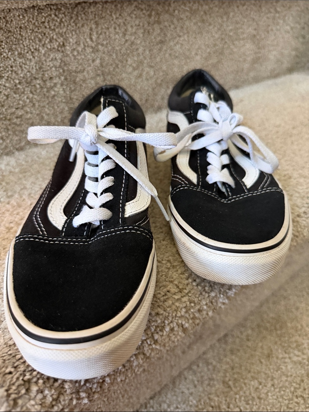 Vans Black and White Kids Low-Top Lace-Up Sneakers